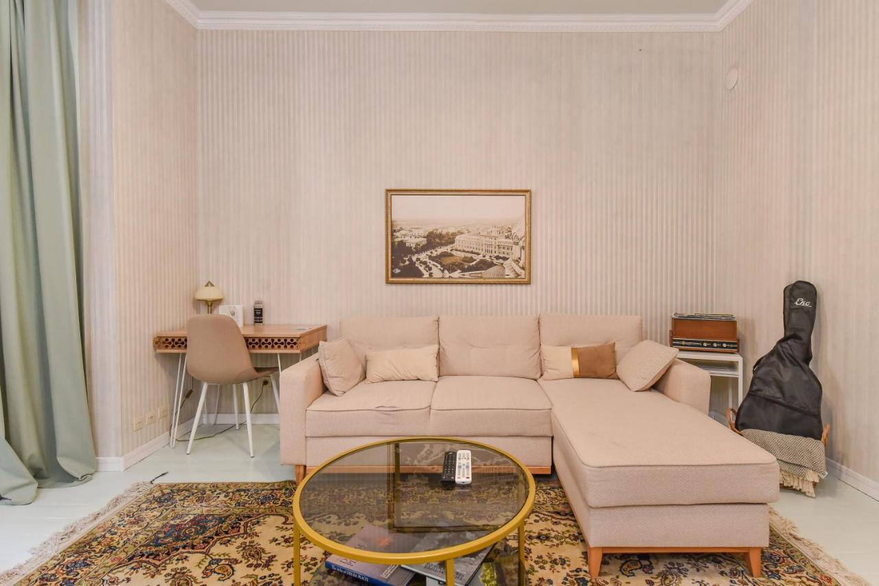Spacious Vintage 2Br, 2Bath Apartment By Flat Mаnager ソフィア エクステリア 写真