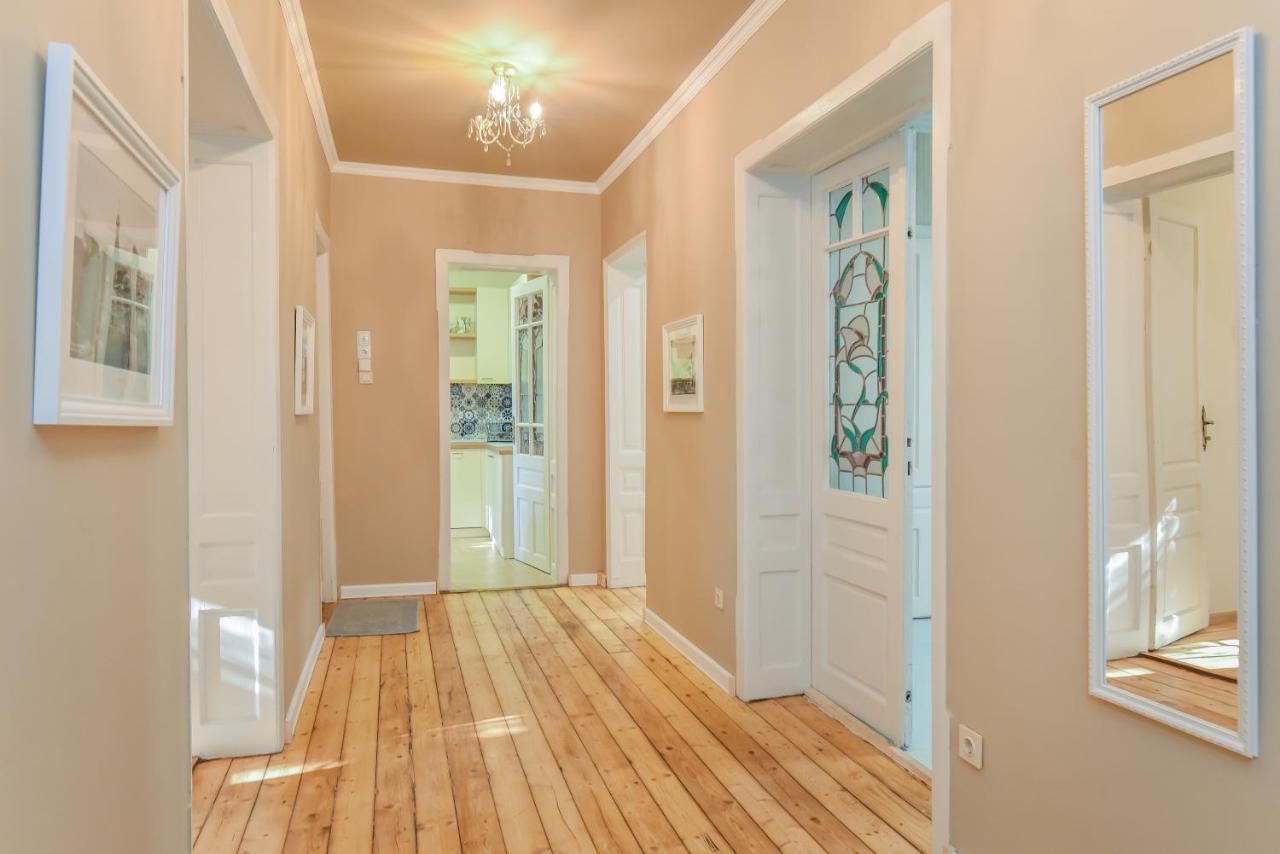 Spacious Vintage 2Br, 2Bath Apartment By Flat Mаnager ソフィア エクステリア 写真